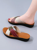 Sandalia cruzada: suavidad, confort y un acabado sofisticado